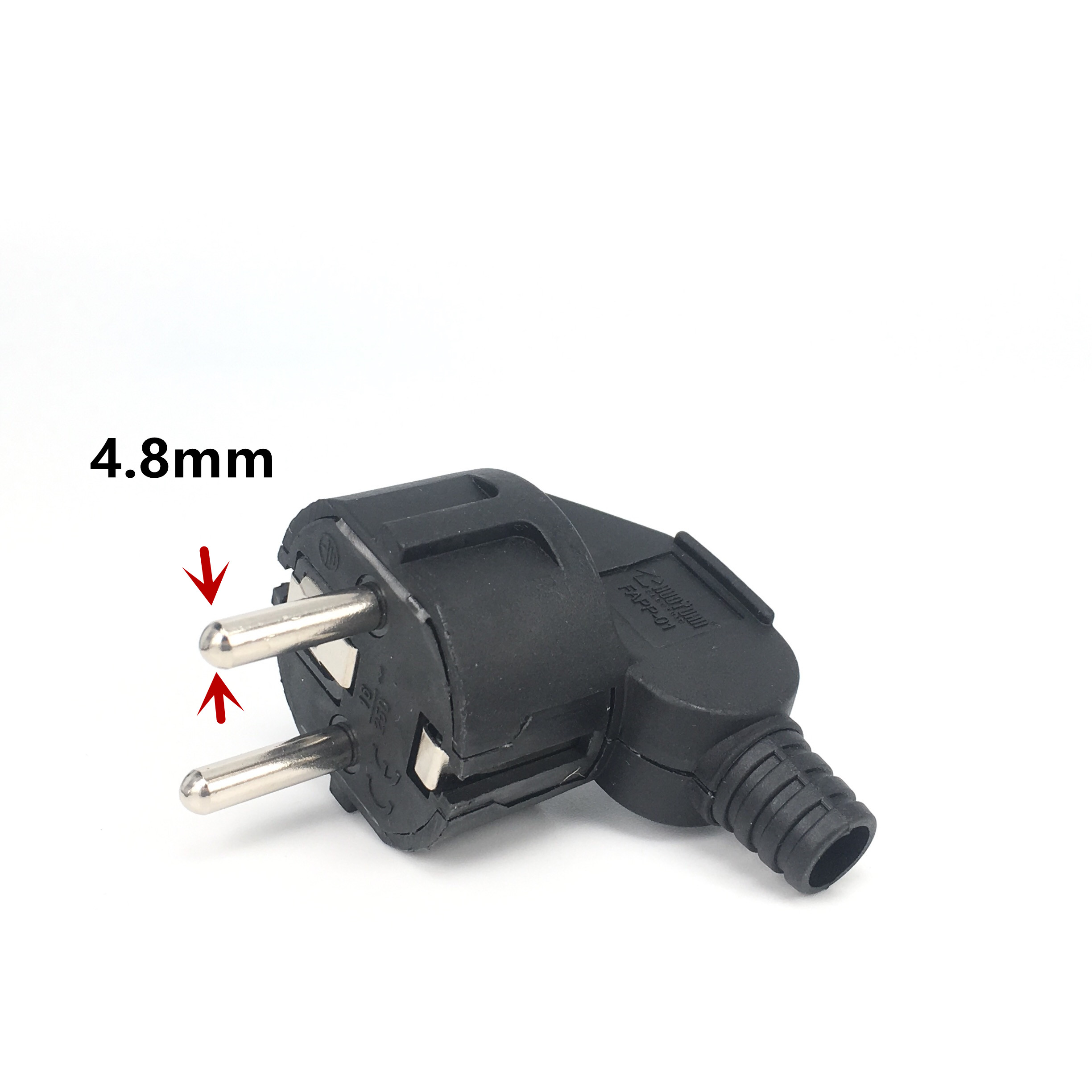 EU Plug Adapter 16A Male Repla - مراجعة Outdoor Power Outlet Extension وسعره