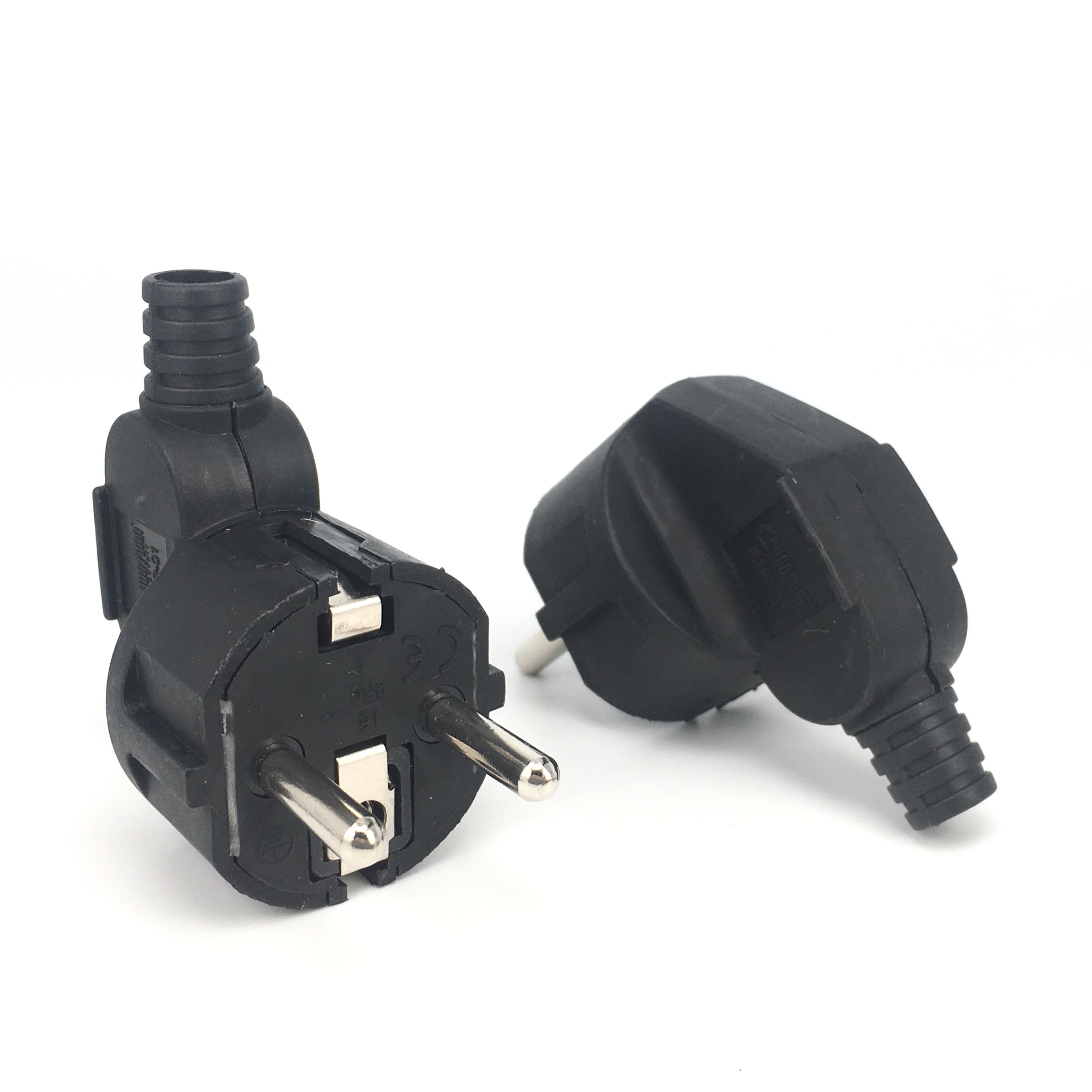 EU Plug Adapter 16A Male Repla - مراجعة Outdoor Power Outlet Extension وسعره