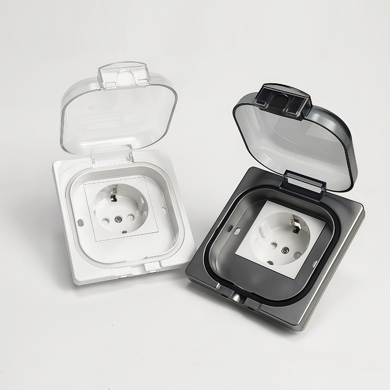 IP65 Waterproof Outdoor Socket - مراجعة Outdoor Power Rack وسعره